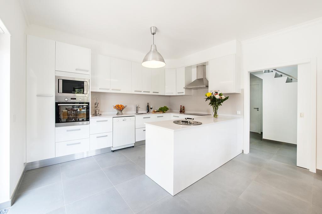 Beachouse - Surf, Bed & Breakfast Ericeira Bagian luar foto