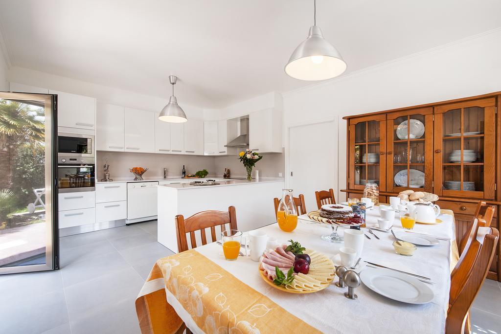 Beachouse - Surf, Bed & Breakfast Ericeira Bagian luar foto