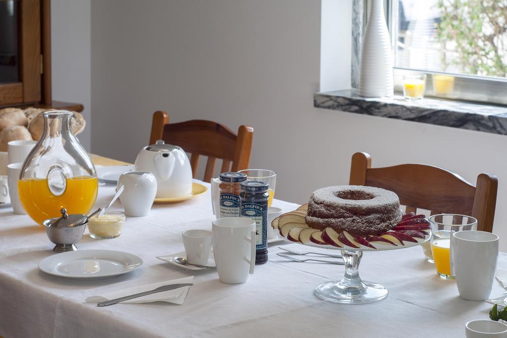 Beachouse - Surf, Bed & Breakfast Ericeira Bagian luar foto