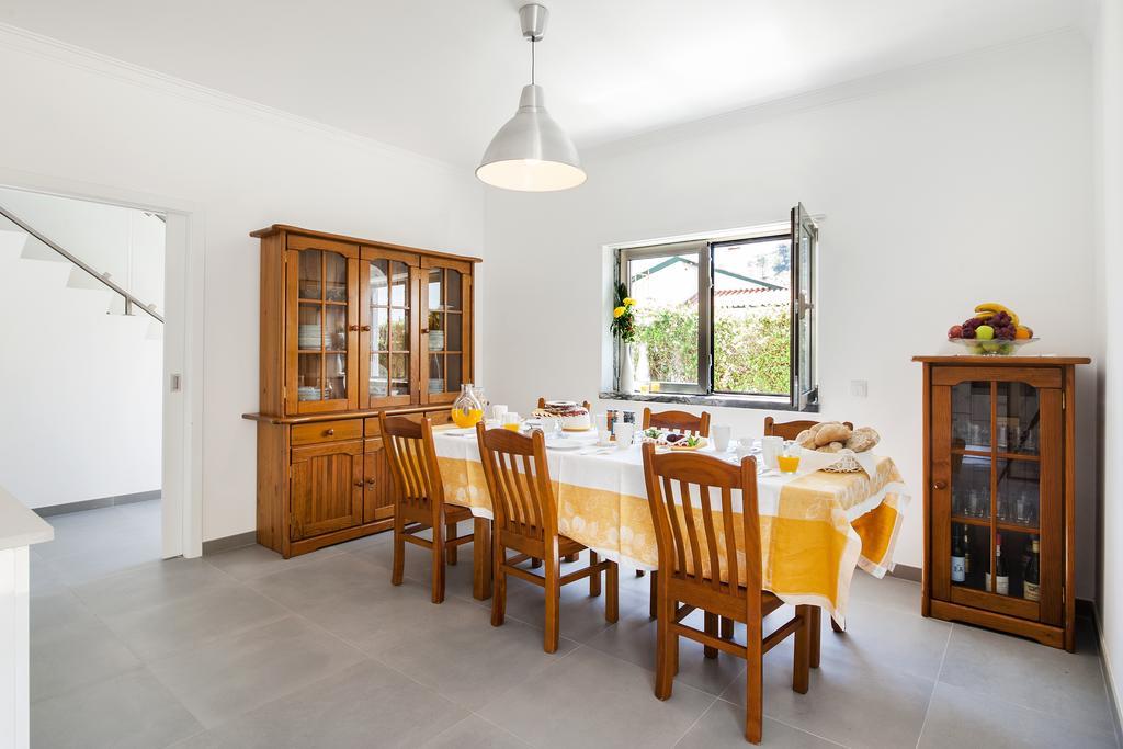 Beachouse - Surf, Bed & Breakfast Ericeira Bagian luar foto