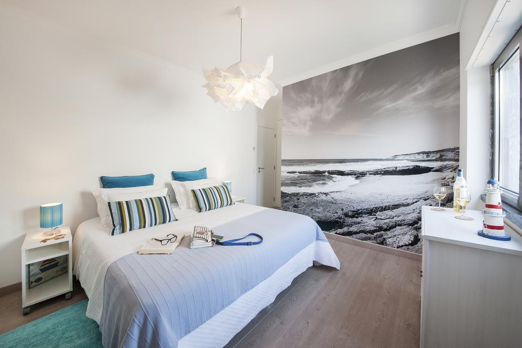 Beachouse - Surf, Bed & Breakfast Ericeira Ruang foto