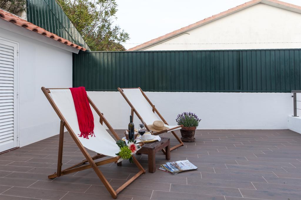 Beachouse - Surf, Bed & Breakfast Ericeira Ruang foto